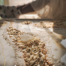 Load image into Gallery viewer, Galthi | Handmade Resin Art