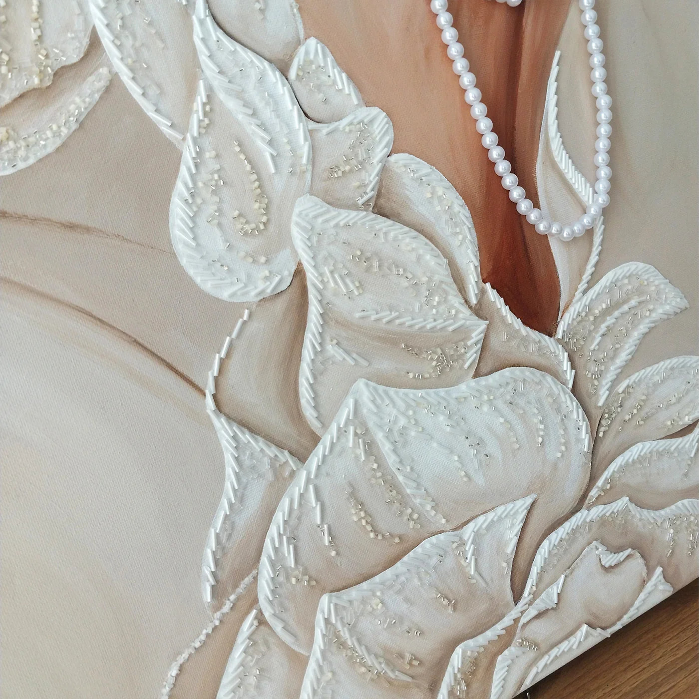 Texture detail of Artecasso Pearl Beauty painting in antique gold and white.