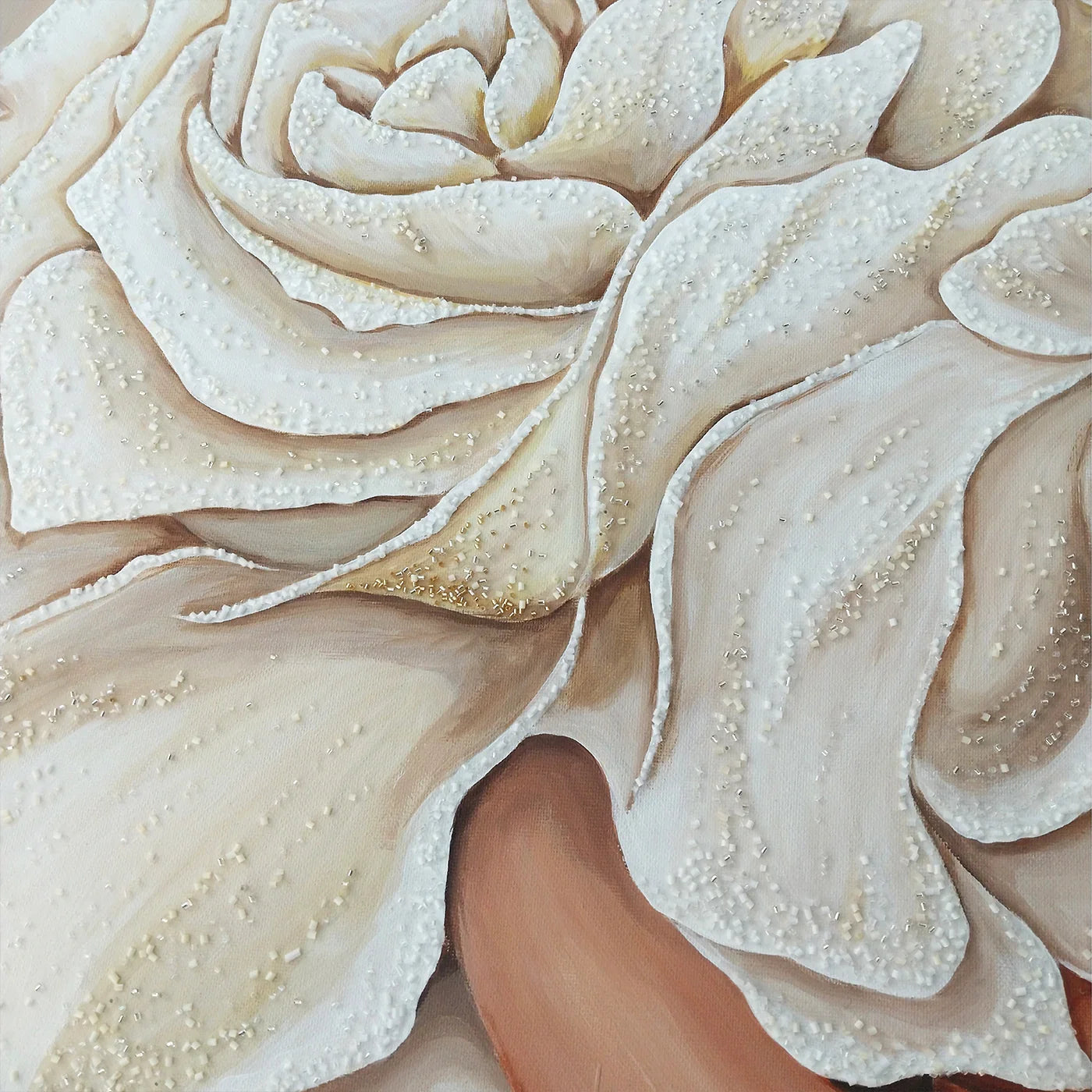 Shimmering view of Artecasso Pearl Beauty canvas painting showing the deep profile and painting