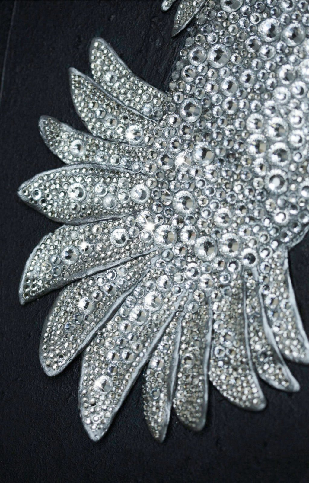 Swan | Handmade 3D Art | Jewelry painting